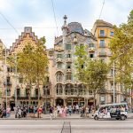 Tour Bienvenida a Barcelona en Eco Tuk Tuk Privado con Guía Local