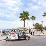 Tour Bienvenida a Barcelona en Eco Tuk Tuk Privado con Guía Local